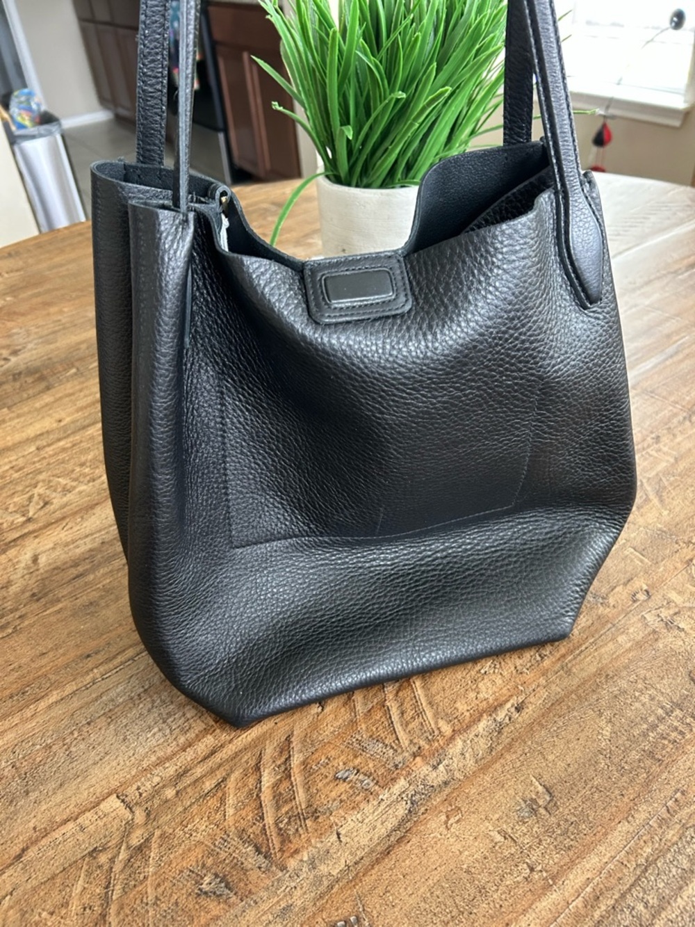 NWT Madewell Black Pebbled Leather Shopper Tote - Picture 8 of 11